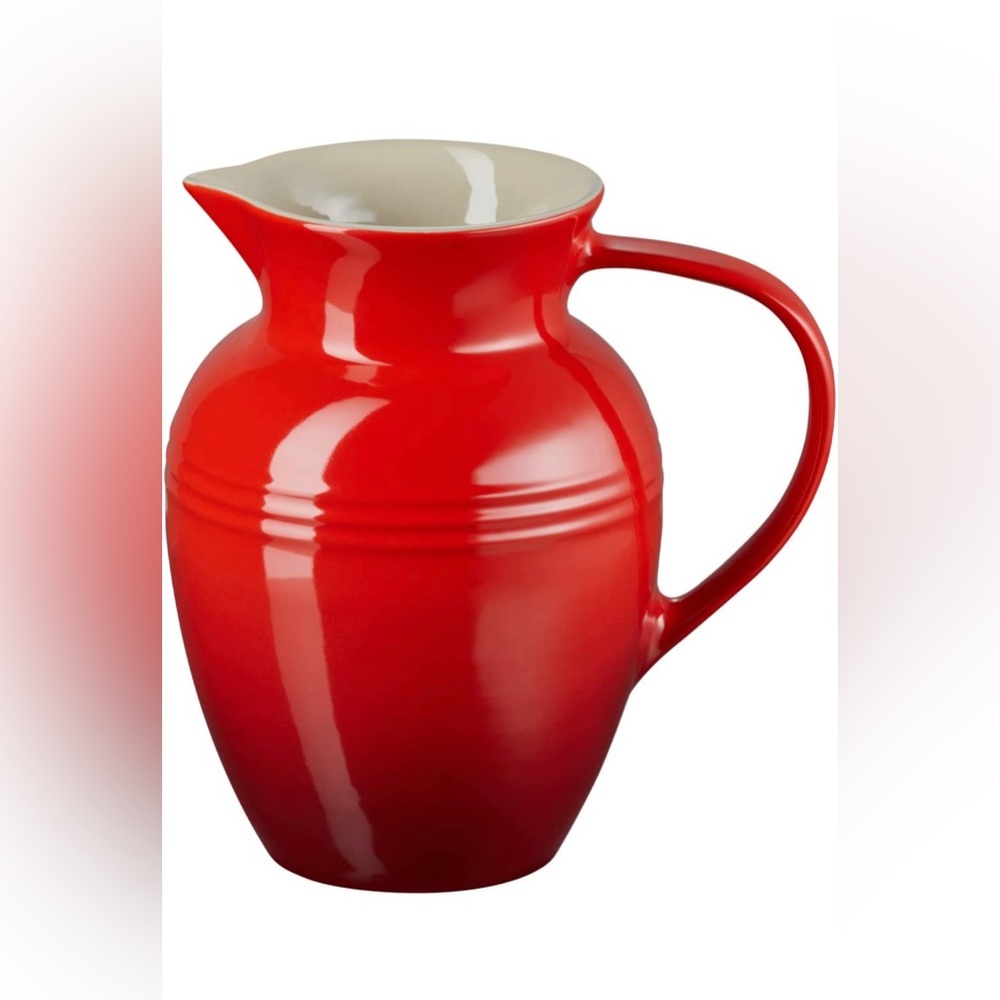 Le Creuset Stoneware 2 Qt. Pitcher